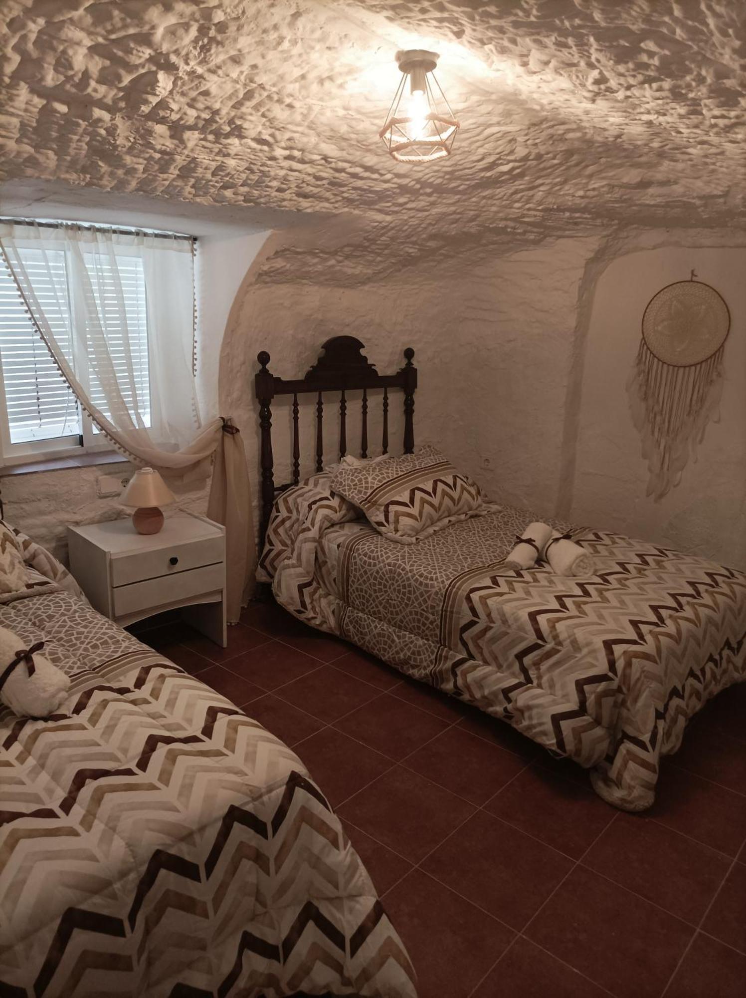 Cueva La Trapera Pension Benamaurel Buitenkant foto